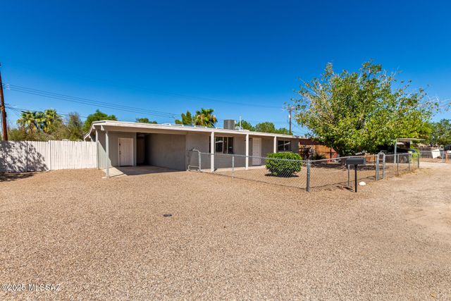 4917 N Sunrise Avenue, Tucson, AZ 85705