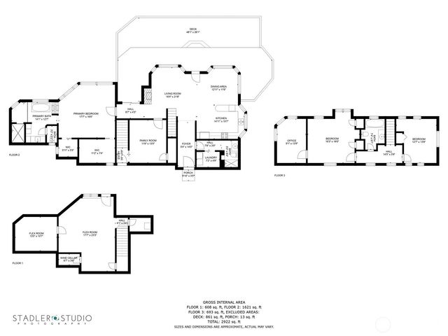 330 Susana Drive, Freeland, WA 98249