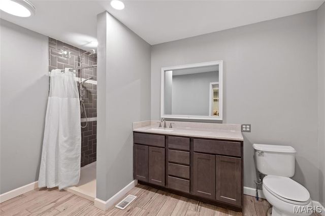 180 Cedargate Drive, Dittmer, MO 63023
