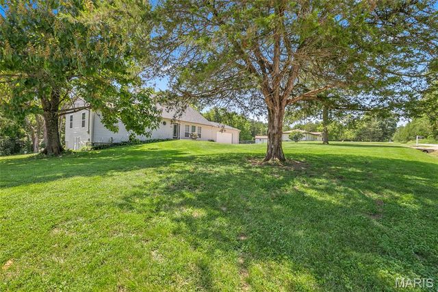 180 Cedargate Drive, Dittmer, MO 63023