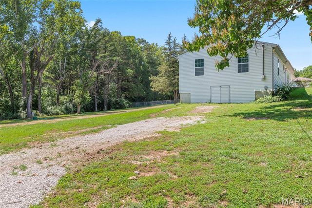180 Cedargate Drive, Dittmer, MO 63023