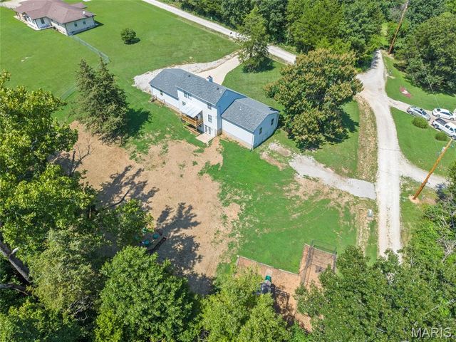 180 Cedargate Drive, Dittmer, MO 63023