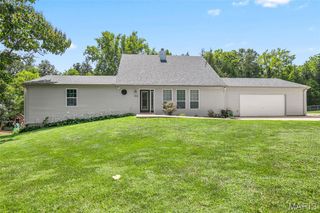 180 Cedargate Drive, Dittmer, MO 63023