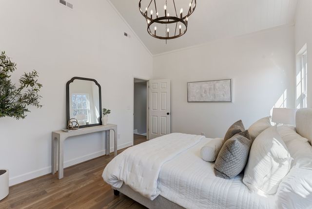 108 Poplar St, Franklin, TN 37064