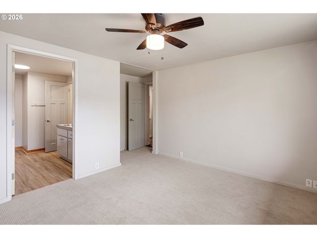 3786 KEVINGTON Ave, Eugene, OR 97405