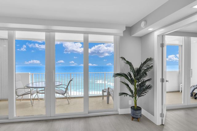 3000 S Ocean Boulevard 1103, Boca Raton, FL 33432