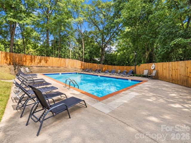 4921 Park Road B, Charlotte, NC 28209