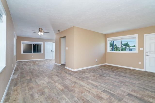 138 BUCKEYE AVENUE NW, Port Charlotte, FL 33952