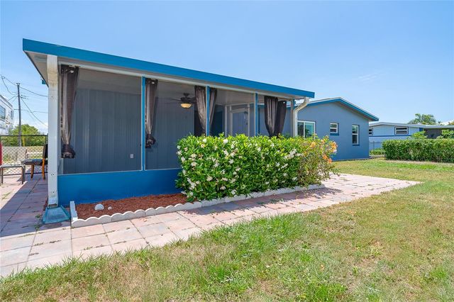138 BUCKEYE AVENUE NW, Port Charlotte, FL 33952
