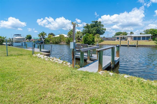 138 BUCKEYE AVENUE NW, Port Charlotte, FL 33952