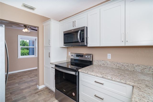 138 BUCKEYE AVENUE NW, Port Charlotte, FL 33952
