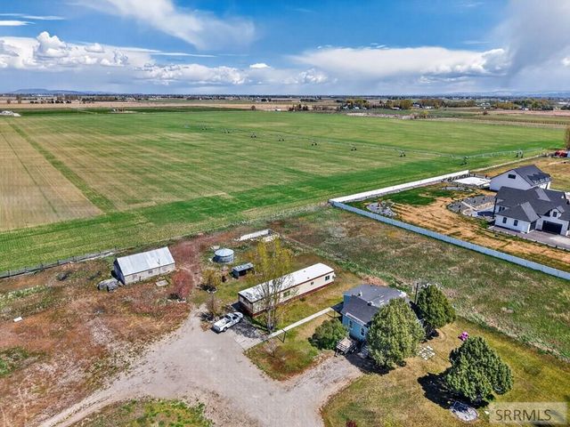 1687 E 105th N, Idaho Falls, ID 83401