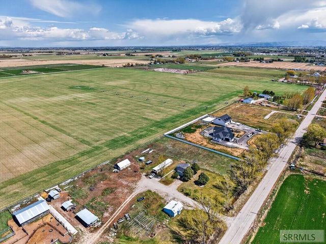 1687 E 105th N, Idaho Falls, ID 83401