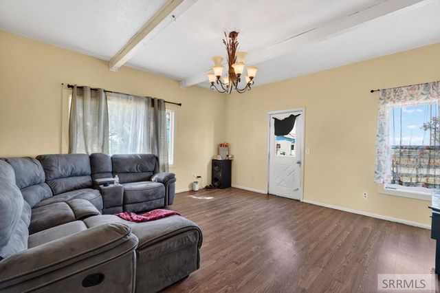 1687 E 105th N, Idaho Falls, ID 83401