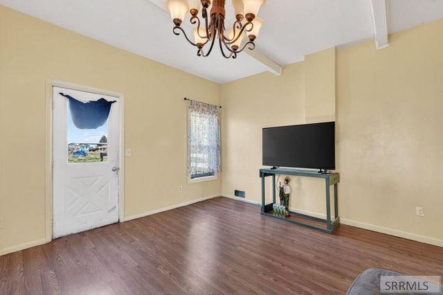 1687 E 105th N, Idaho Falls, ID 83401