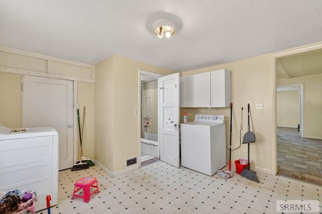 1687 E 105th N, Idaho Falls, ID 83401
