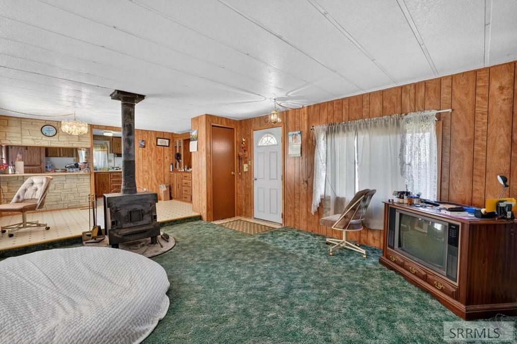 Image 3 of property listing at 1687 E 105th N, Idaho Falls, ID 83401