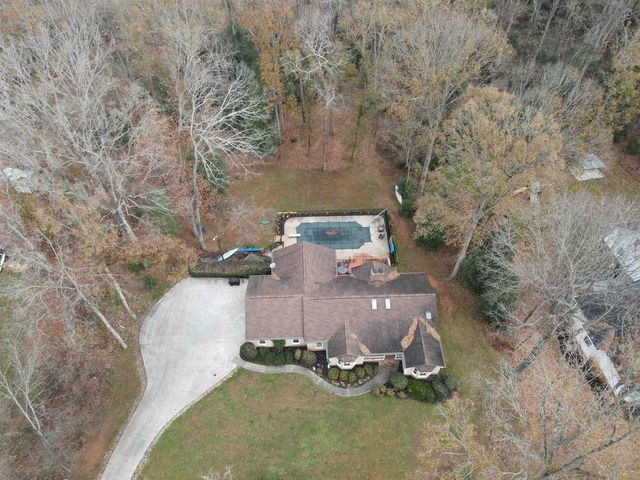 408 Lakewinds Boulevard, Inman, SC 29349