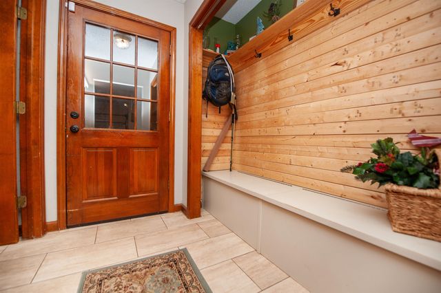 408 Lakewinds Boulevard, Inman, SC 29349