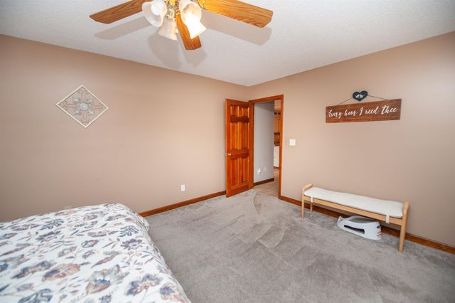 408 Lakewinds Boulevard, Inman, SC 29349