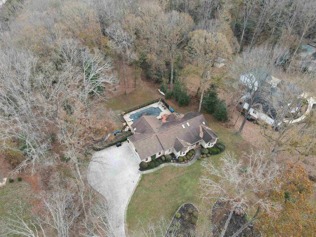408 Lakewinds Boulevard, Inman, SC 29349