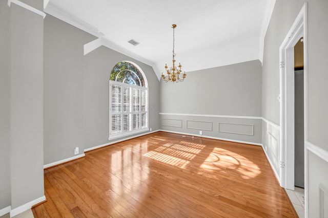 34 Sparklewood Place, The Woodlands, TX 77381