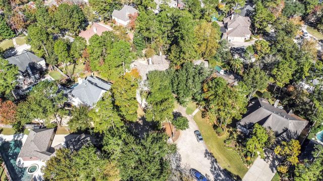 34 Sparklewood Place, The Woodlands, TX 77381
