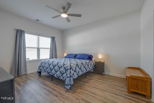 1810 Fox Meadows Circle, Bluff City, TN 37618
