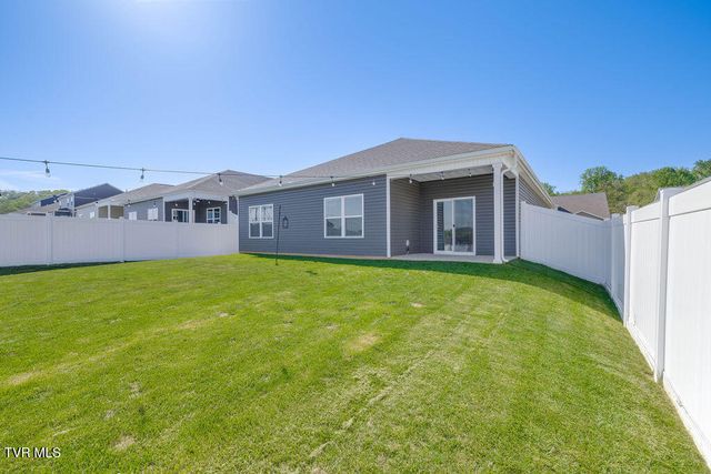 1810 Fox Meadows Circle, Bluff City, TN 37618