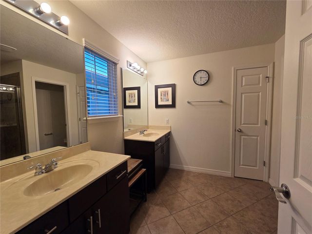 11842 SILVERLAKE PARK DRIVE, Windermere, FL 34786