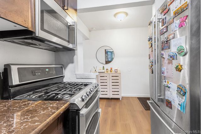 20 Wendell Street 39C, Hempstead, NY 11550