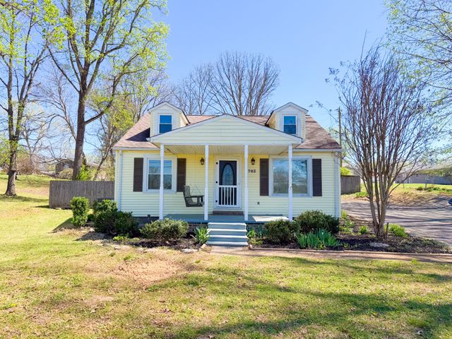 1702 Buffalo Rd, Lawrenceburg, TN 38464