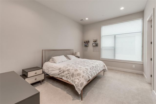 1004 California Street 402, Houston, TX 77006