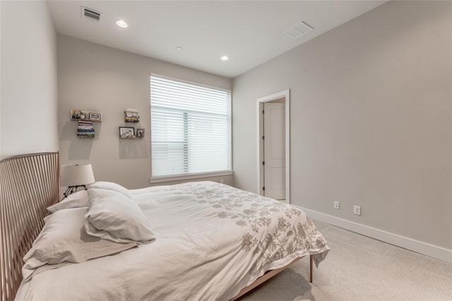 1004 California Street 402, Houston, TX 77006