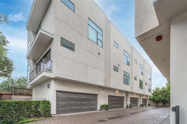 1004 California Street 402, Houston, TX 77006