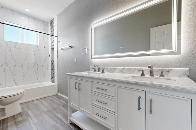 5714 PINNACLE PEAK Court NW, Albuquerque, NM 87114