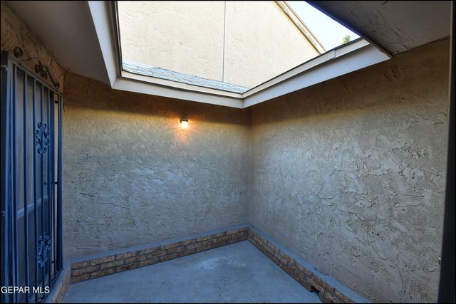 3211 ISLA BAHIA Way, El Paso, TX 79925