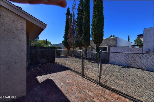 3211 ISLA BAHIA Way, El Paso, TX 79925