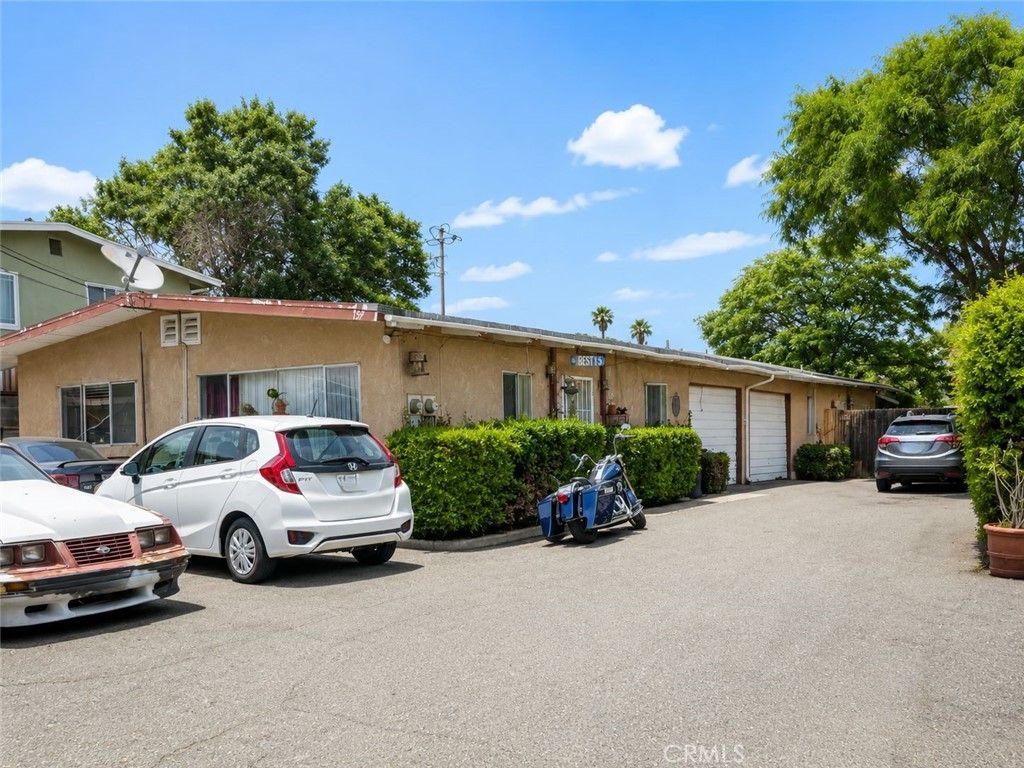 159 161 Walker Way, Vista, CA 92083 — exterior