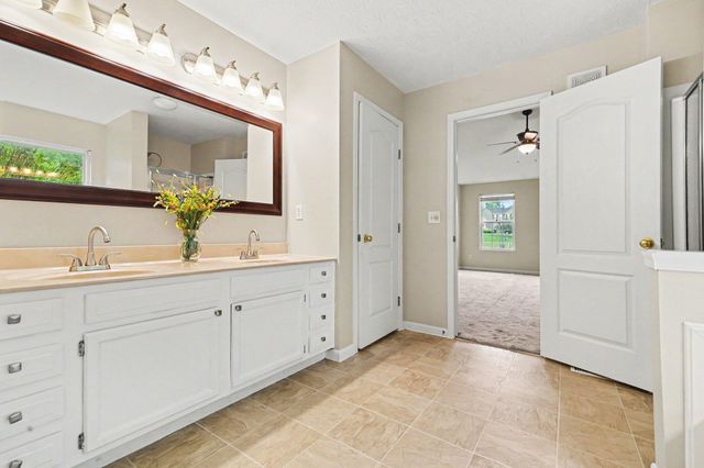 6352 Pembroke Drive, Independence, KY 41051