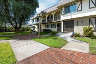 9857 Via Sonoma, Cypress, CA 90630