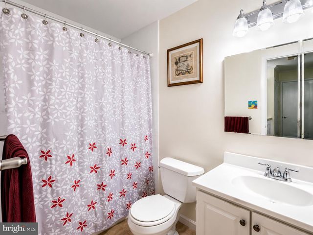 44 BRAMBLING LN, Voorhees, NJ 08043