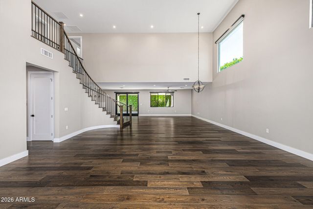 3821 E DEVONSHIRE Avenue, Phoenix, AZ 85018