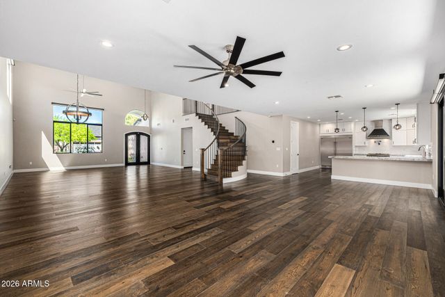 3821 E DEVONSHIRE Avenue, Phoenix, AZ 85018