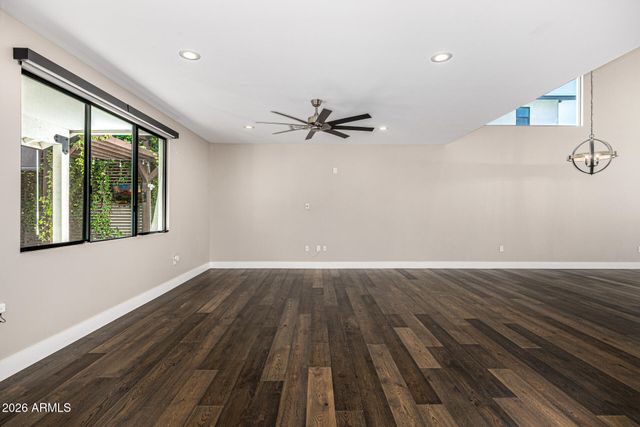 3821 E DEVONSHIRE Avenue, Phoenix, AZ 85018