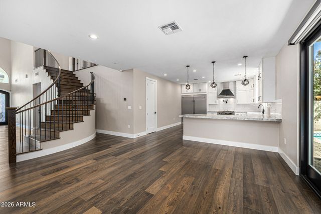 3821 E DEVONSHIRE Avenue, Phoenix, AZ 85018