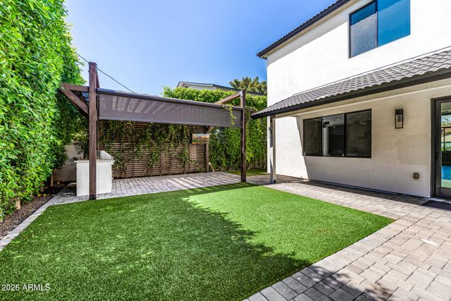 3821 E DEVONSHIRE Avenue, Phoenix, AZ 85018