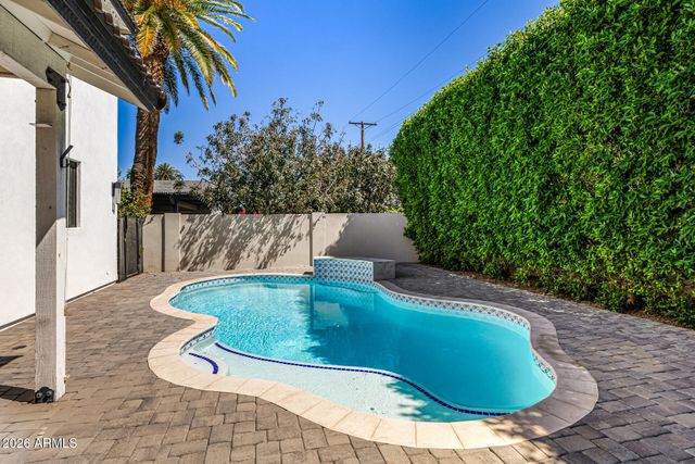 3821 E DEVONSHIRE Avenue, Phoenix, AZ 85018