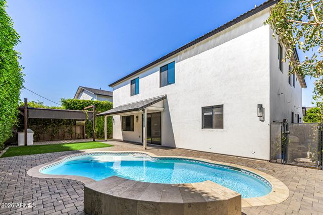 3821 E DEVONSHIRE Avenue, Phoenix, AZ 85018