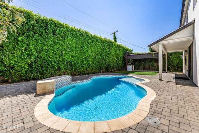 3821 E DEVONSHIRE Avenue, Phoenix, AZ 85018